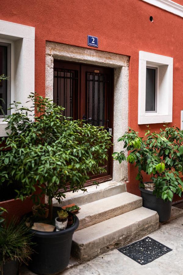 Guesthouse Riba Врсар Экстерьер фото